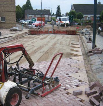 Aanleg straten, Berghem (NL)